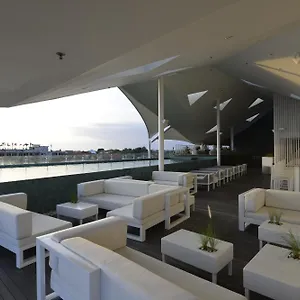 Ize By Lifestyleretreats Hotel